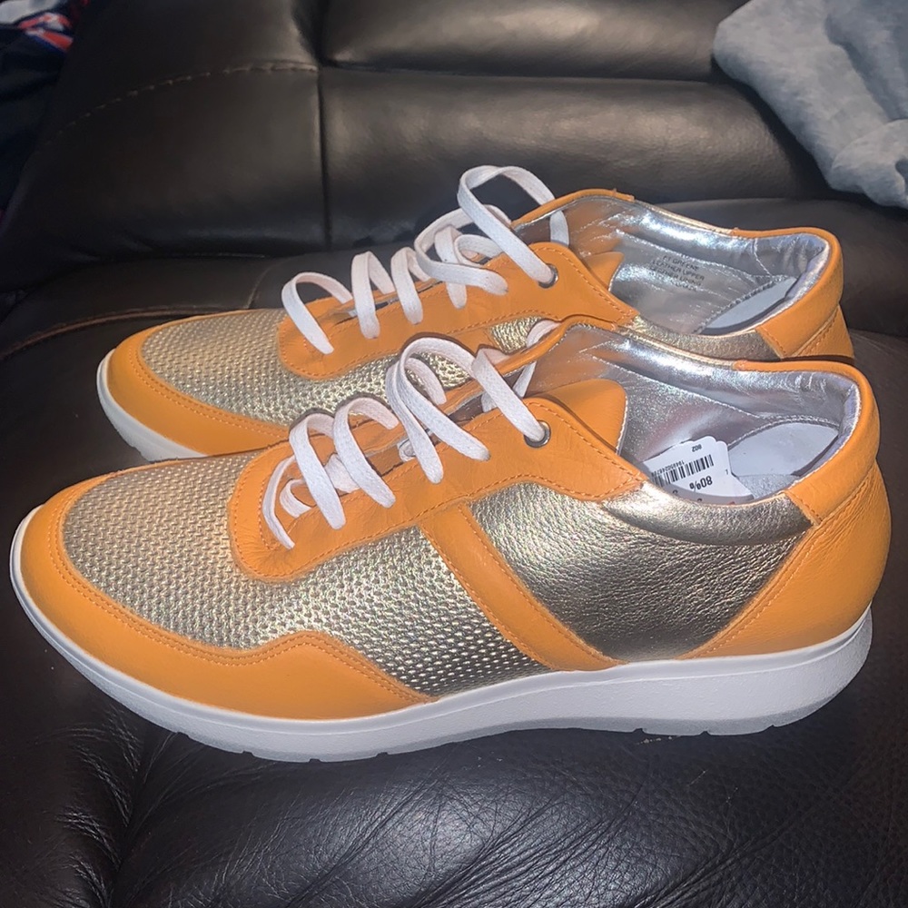 New Marc joseph new york women’s sneaker leather US 10 brand new